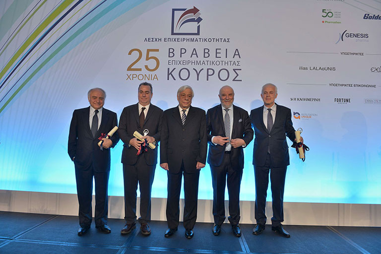 2019-oloi-vraveuthentes